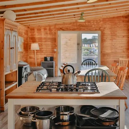 Lyxtält Rock Farm - Glamping