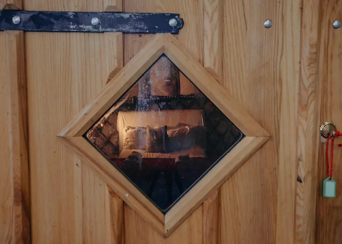 Rock Farm - Glamping * סליין